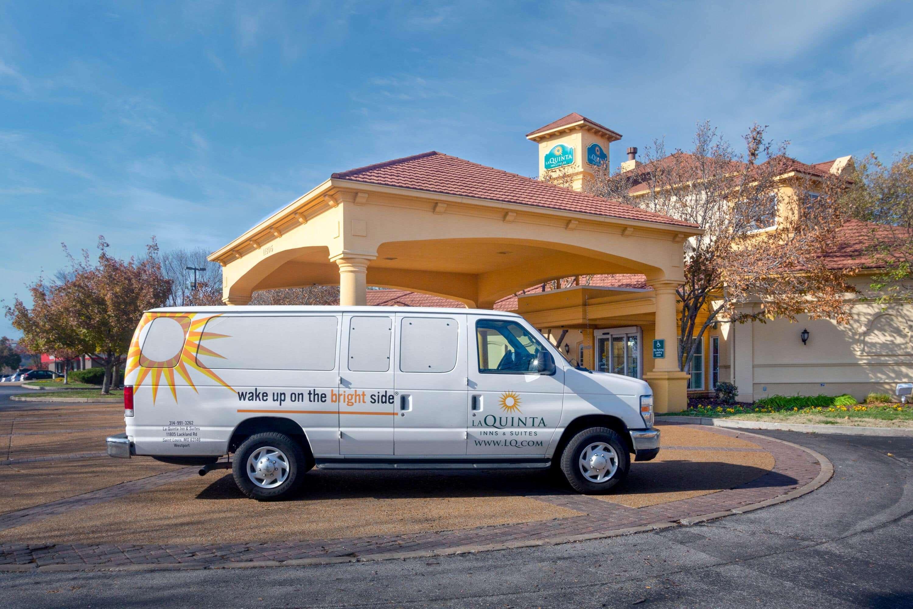 La Quinta By Wyndham St. Louis Westport Hotel Мериленд Хайтс Екстериор снимка