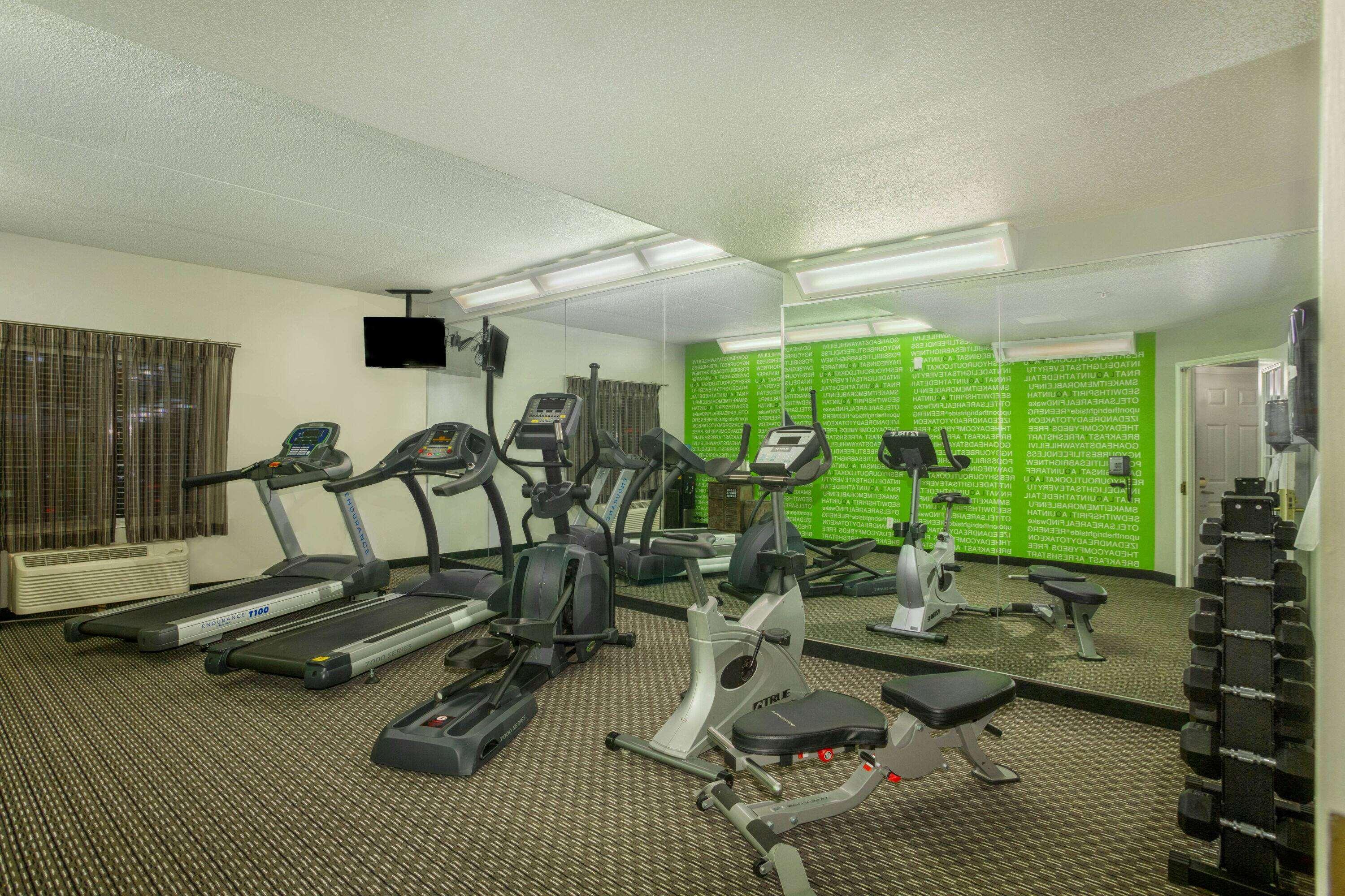 La Quinta By Wyndham St. Louis Westport Hotel Мериленд Хайтс Екстериор снимка