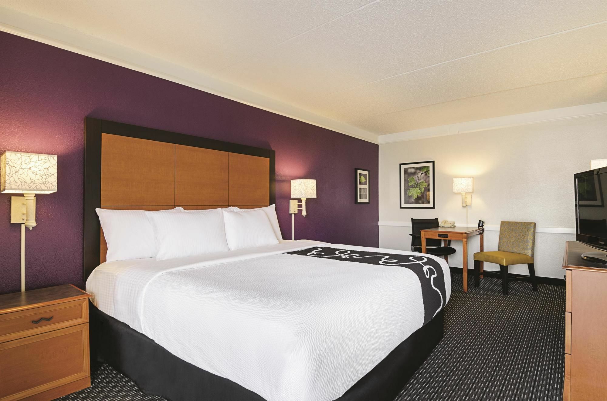 La Quinta By Wyndham St. Louis Westport Hotel Мериленд Хайтс Екстериор снимка