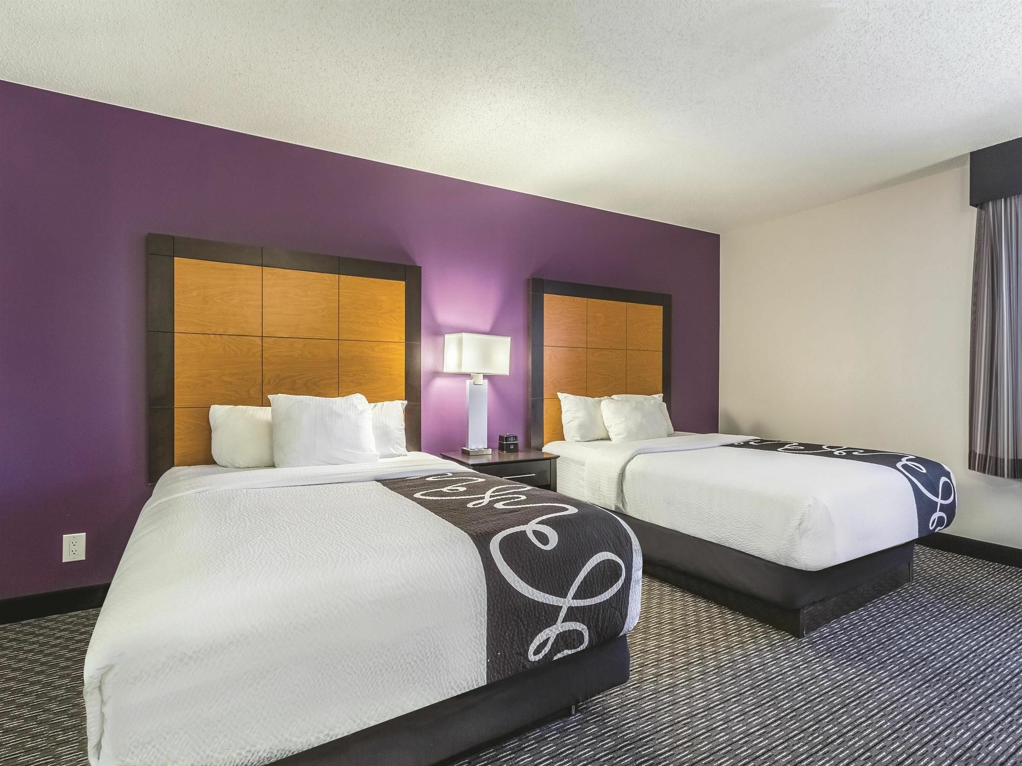 La Quinta By Wyndham St. Louis Westport Hotel Мериленд Хайтс Екстериор снимка