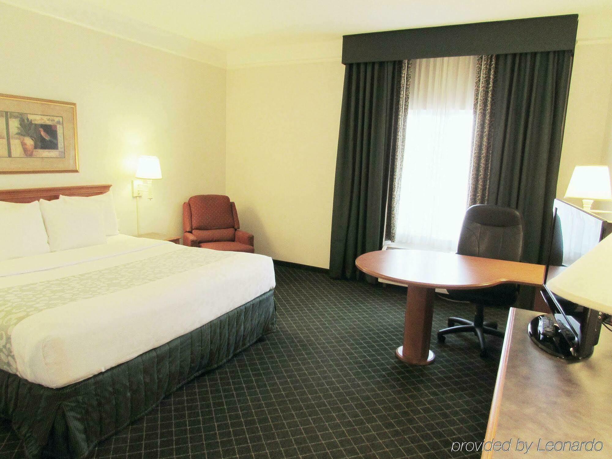 La Quinta By Wyndham St. Louis Westport Hotel Мериленд Хайтс Екстериор снимка